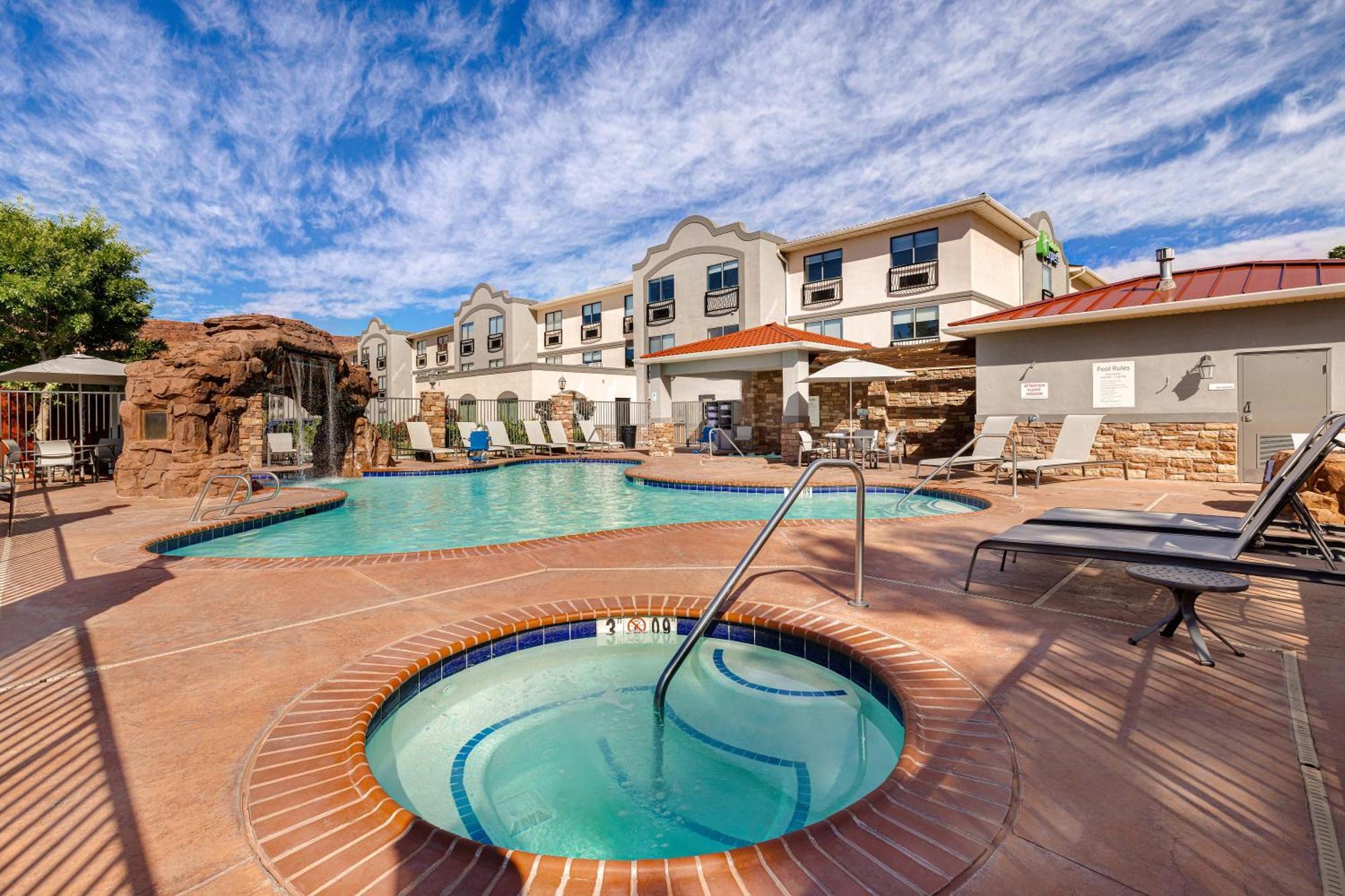Holiday Inn Express Hotel & Suites Moab By Ihg Ngoại thất bức ảnh